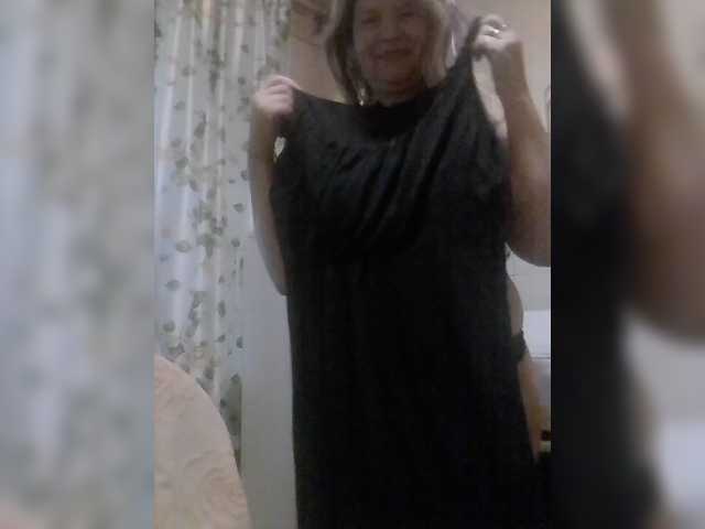 Live sex webcam photo for -Raven40- #270851932