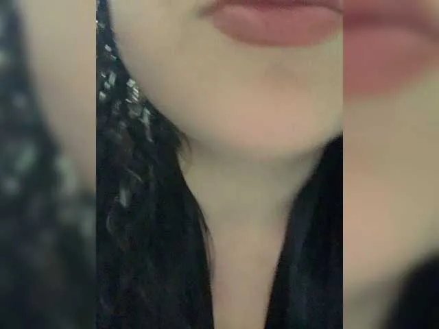 Live sex webcam photo for LittleAlisa #270851854