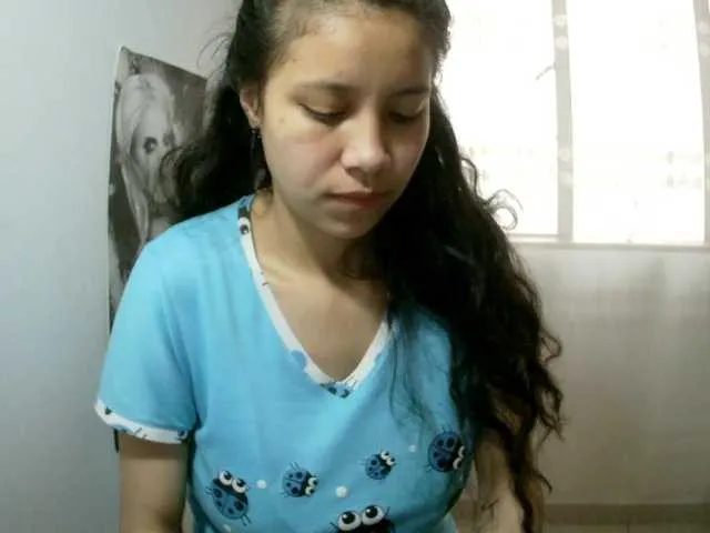 Live sex webcam photo for anyhilton #270856956