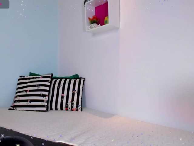 Live sex webcam photo for miiasugar #270847801