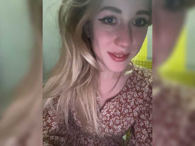 Live sex webcam photo for Likachkaa #270855756