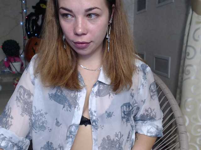 Live sex webcam photo for Little69meow #270856622