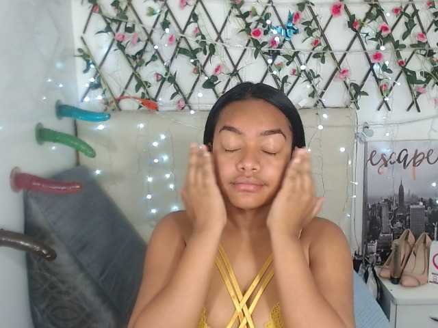 Live sex webcam photo for LilyPeytonx #270862255