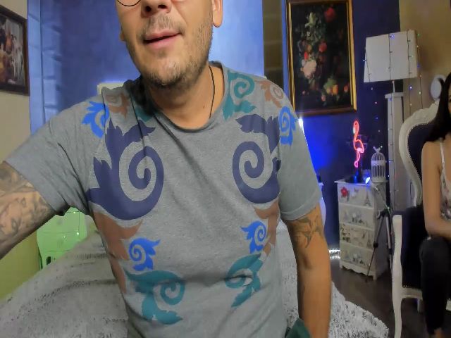 Live sex webcam photo for Pornblondy_ #270857449