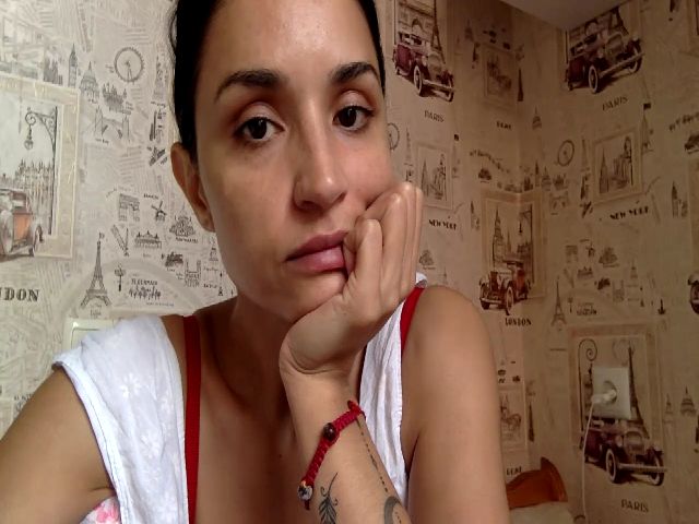 Live sex webcam photo for JolyBoss #270857954