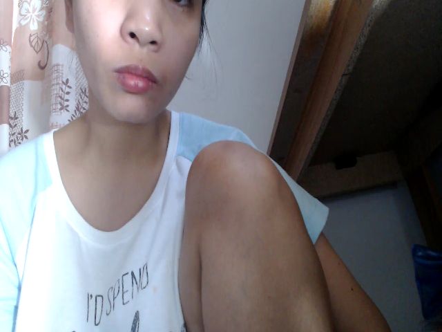 Live sex webcam photo for HotpukiLuver #270865577