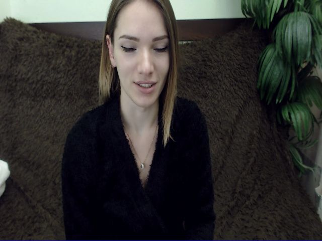 Live sex webcam photo for AmberJaneJ #270854221