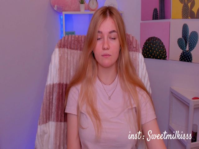 Live sex webcam photo for SweetMilkis #270855040