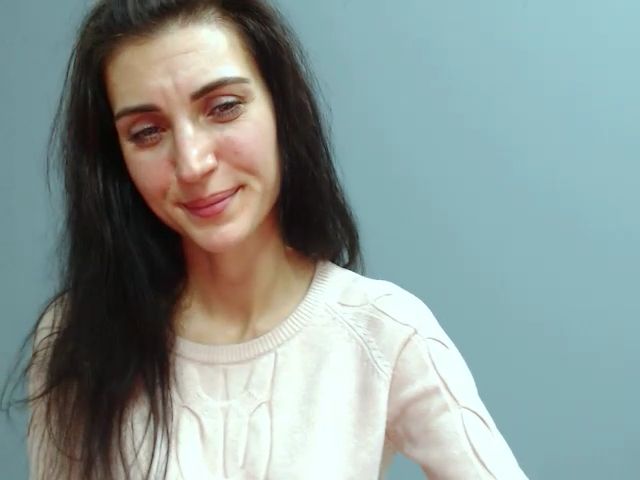 Live sex webcam photo for Miss_Vivian #270860107