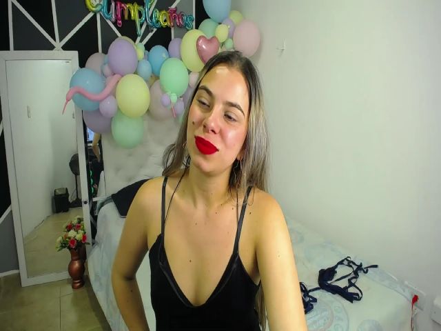 Live sex webcam photo for Martina_ferer #270860192