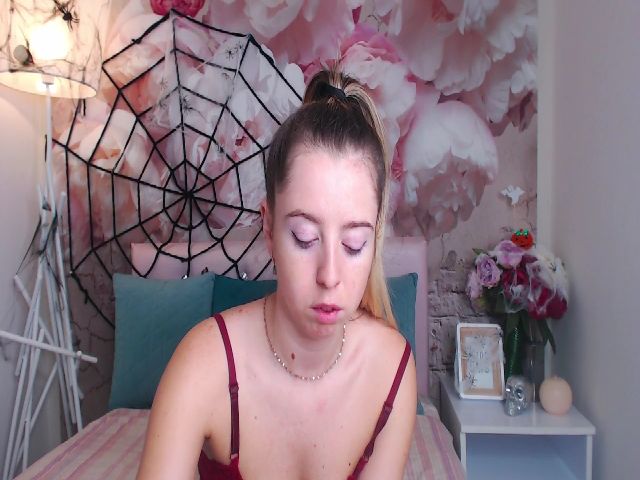 Live sex webcam photo for Lili_Tease #270862991