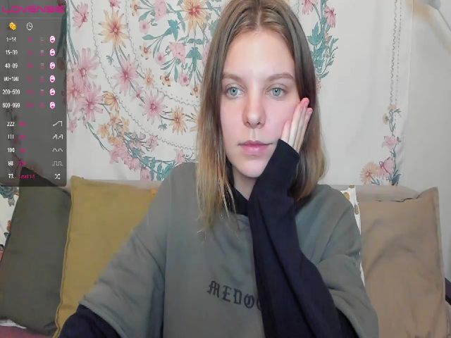 Live sex webcam photo for LiliaMorris #270858041