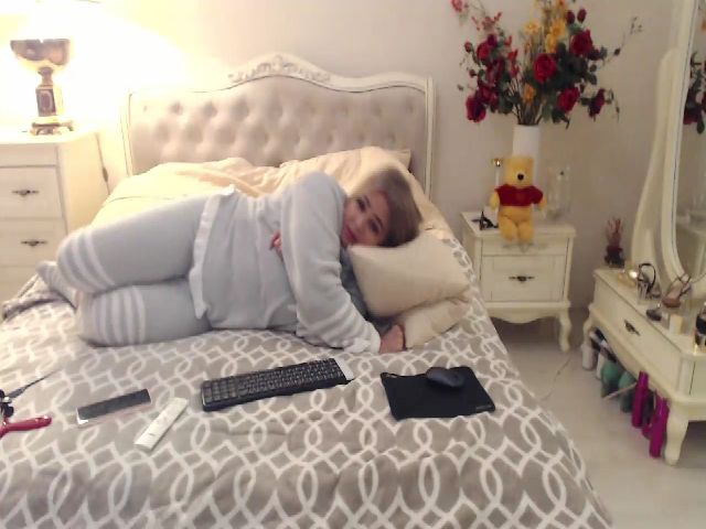 Live sex webcam photo for Marage43 #270863112
