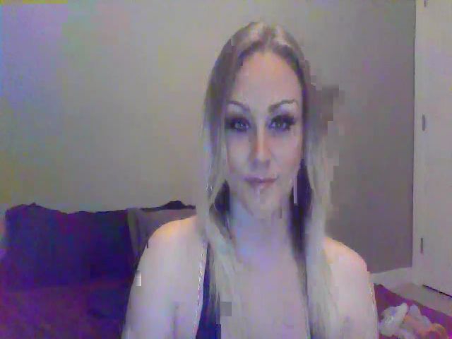 Live sex webcam photo for XoTiff #270849699