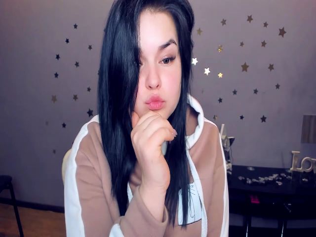 Live sex webcam photo for Sinnarey #270854581