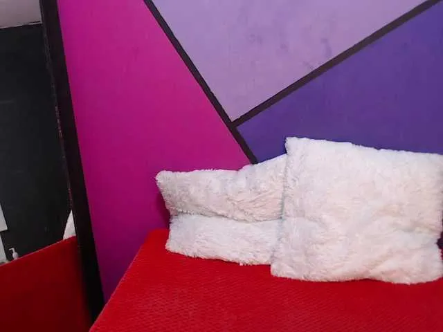 Live sex webcam photo for scottie26 #270852594