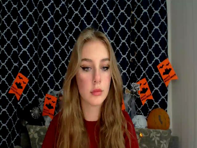 Live sex webcam photo for Aeritta #270863073