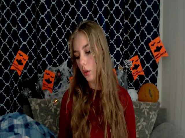 Live sex webcam photo for Aeritta #270864139