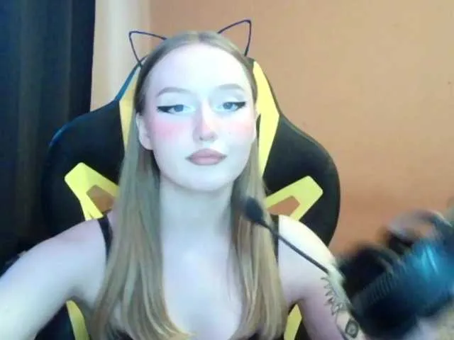 Live sex webcam photo for EMO4ukca #270856170