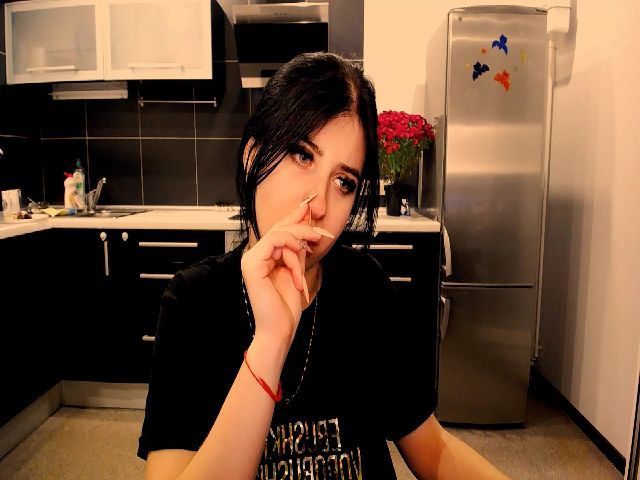 Live sex webcam photo for Ellen_Loti #270860241