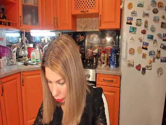 Live sex webcam photo for AmUrMistress #270859033