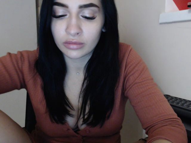 Live sex webcam photo for AniBrixx #270859987