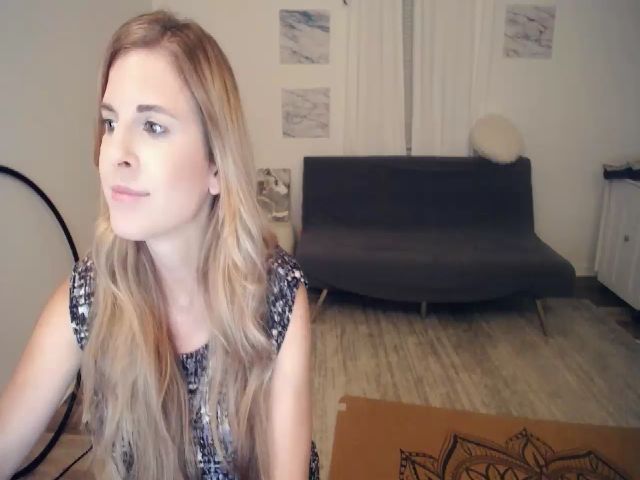 Live sex webcam photo for AnnaLand #270849925