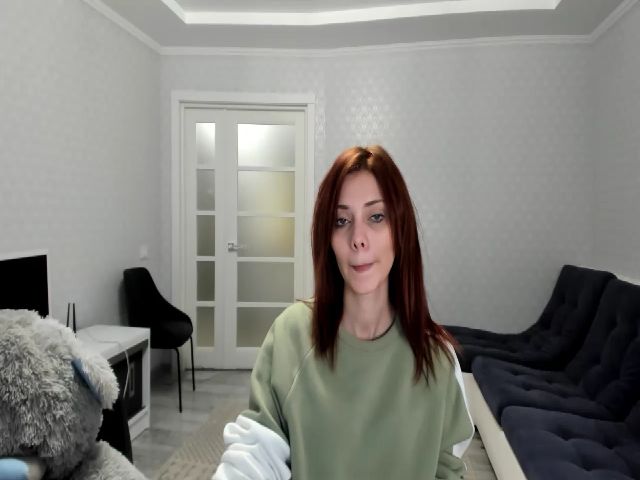 Live sex webcam photo for GloriaDeling #270863854