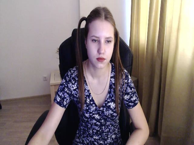 Live sex webcam photo for AngelaOwen #270853477