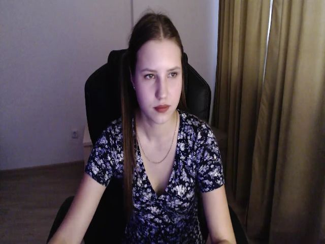 Live sex webcam photo for AngelaOwen #270855541