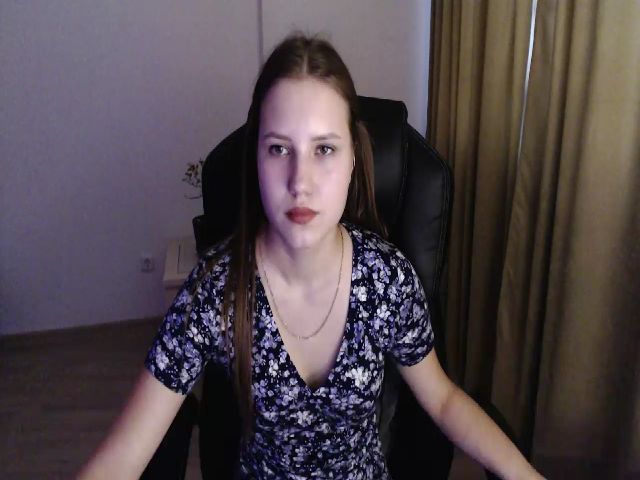 Live sex webcam photo for AngelaOwen #270855613