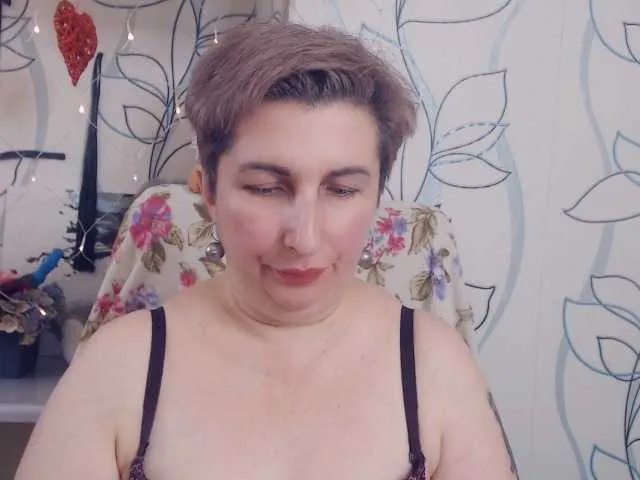 Live sex webcam photo for DepravedMadam #270874671
