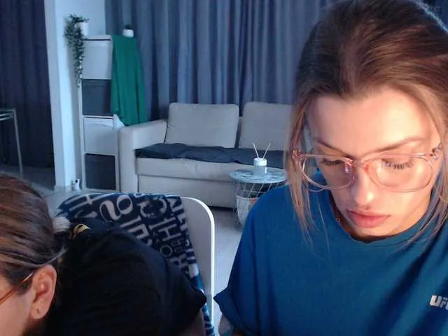 Live sex webcam photo for BugaGirls #270874262