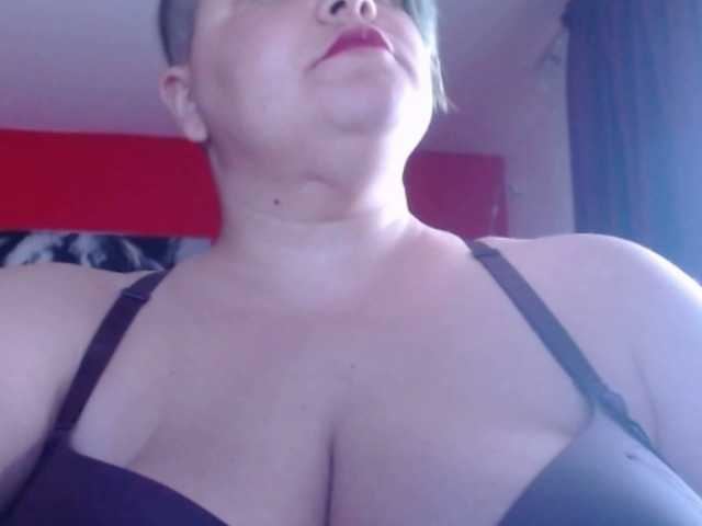 Live sex webcam photo for boommbi #270875349