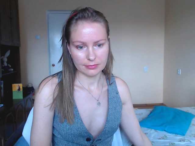 Live sex webcam photo for YourSpell #270874486