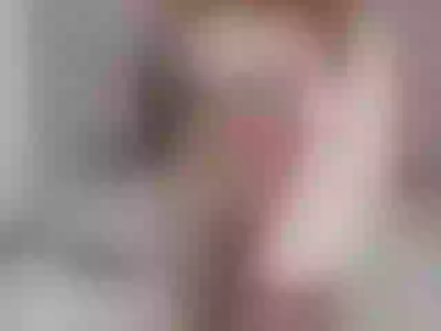 Live sex webcam photo for KiaraKaneel #270878944