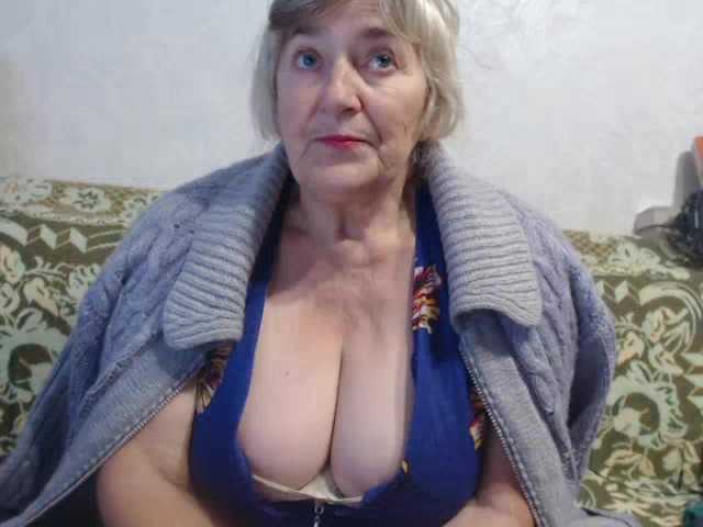 Live sex webcam photo for jannahot #270874607