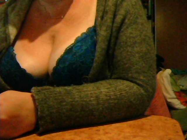 Live sex webcam photo for GapeMyHole #270874965