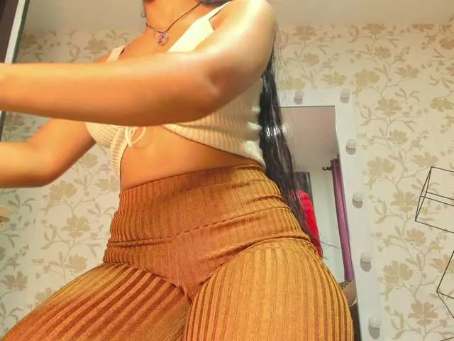 Live sex webcam photo for RebeccaRosse #270871004