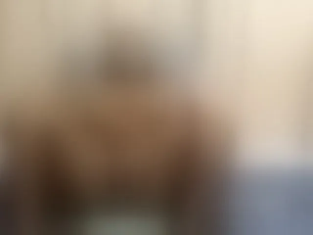 Live sex webcam photo for LoveLeeX #270879189