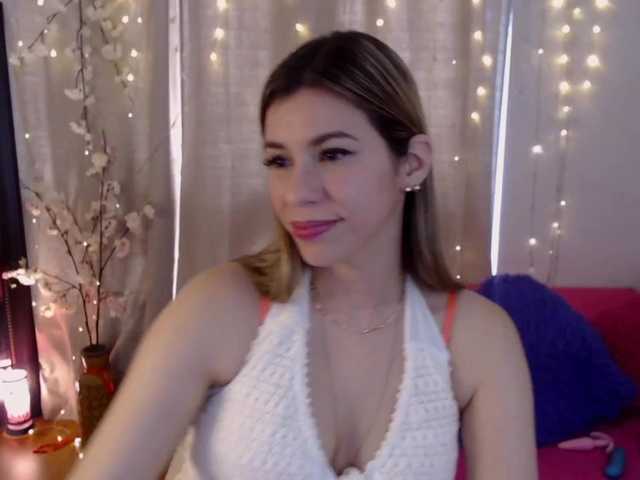 Live sex webcam photo for MsSofia #270879852