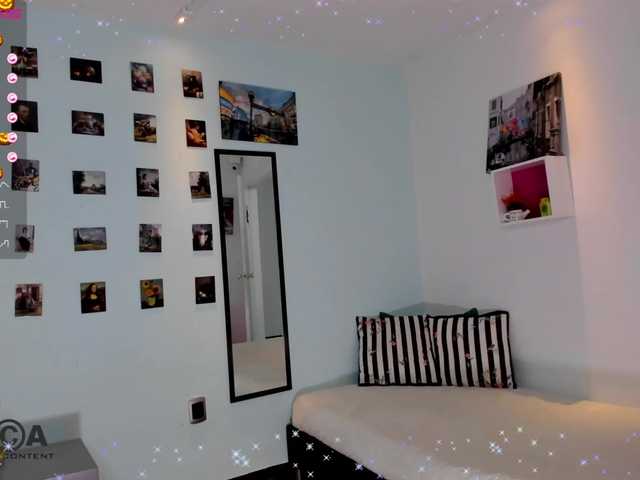 Live sex webcam photo for miiasugar #270875156