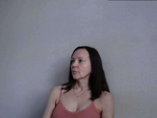 Live sex webcam photo for MilfVivienne #270871804