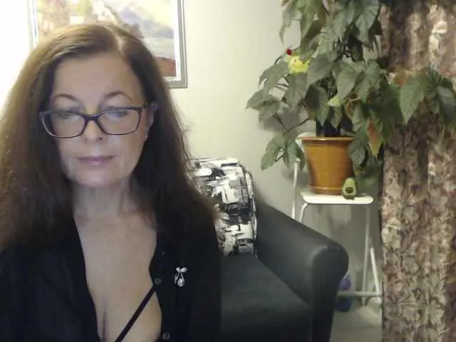 Live sex webcam photo for HelenBerg #270866174