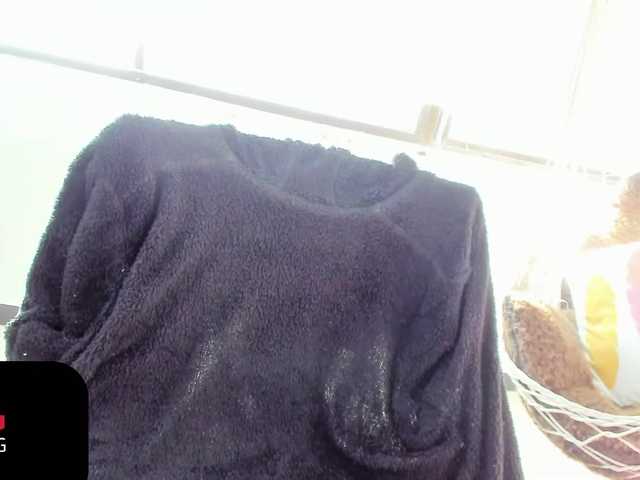 Live sex webcam photo for Charlotte-mwc #270875133