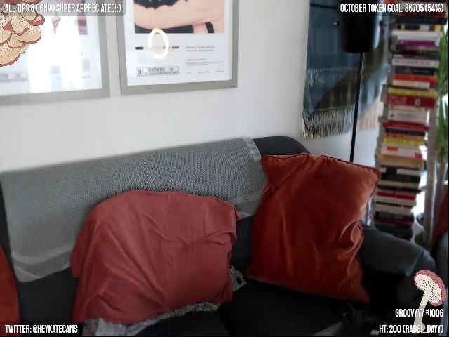 Live sex webcam photo for HeyKate #270865774