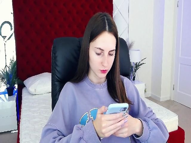 Live sex webcam photo for JekkieMoon #270877673