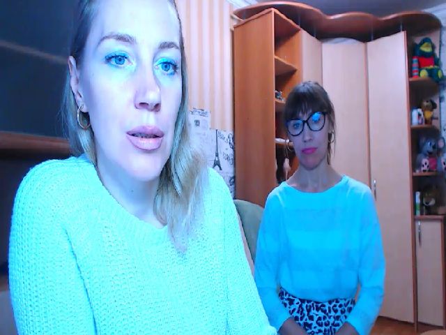 Live sex webcam photo for Oly_nice_ #270875100