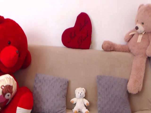 Live sex webcam photo for LayllaDean #270880616