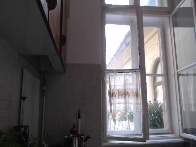 Live sex webcam photo for PetitePinkie #270876367